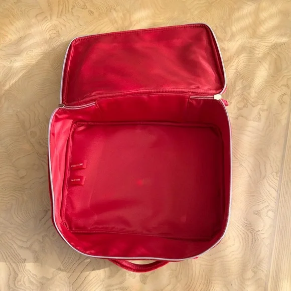 Estée Lauder Red Velvet Travel Makeup Cosmetic Case Bag - Picture 7 of 8